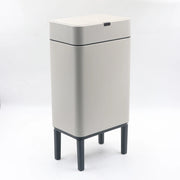 Smart Touchless Square Waste Bin / Stylish Motion Sensor White Trash Bin with Stand