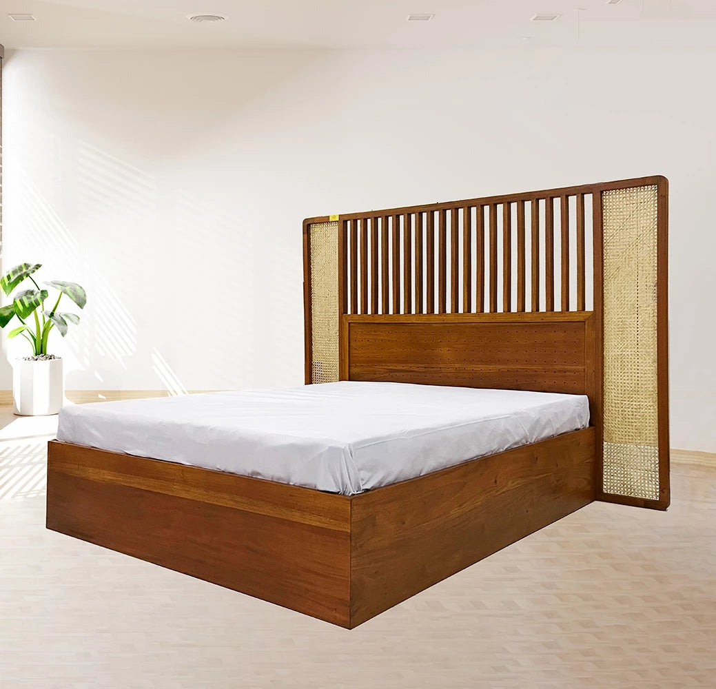 RATTAN DESIGN MAHOGANY BED