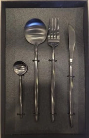ELEGANT MATTE BLACK DINING CUTLERY SET