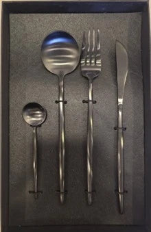 ELEGANT MATTE BLACK DINING CUTLERY SET