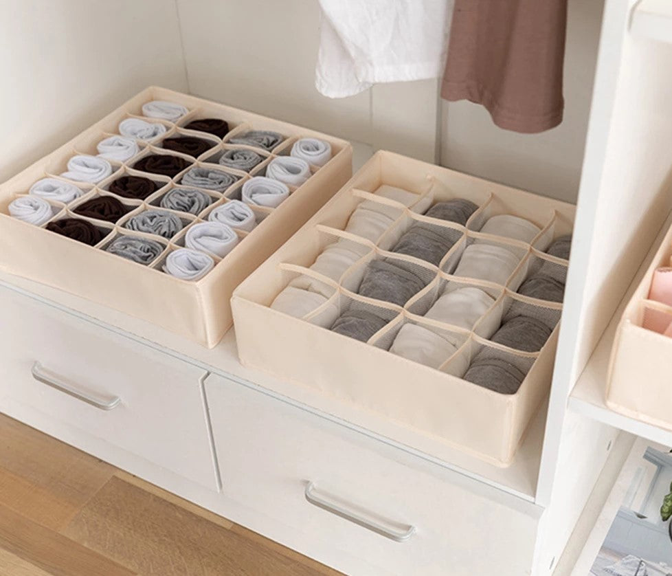 UNDERGARMENT CLOSET ORGANIZER