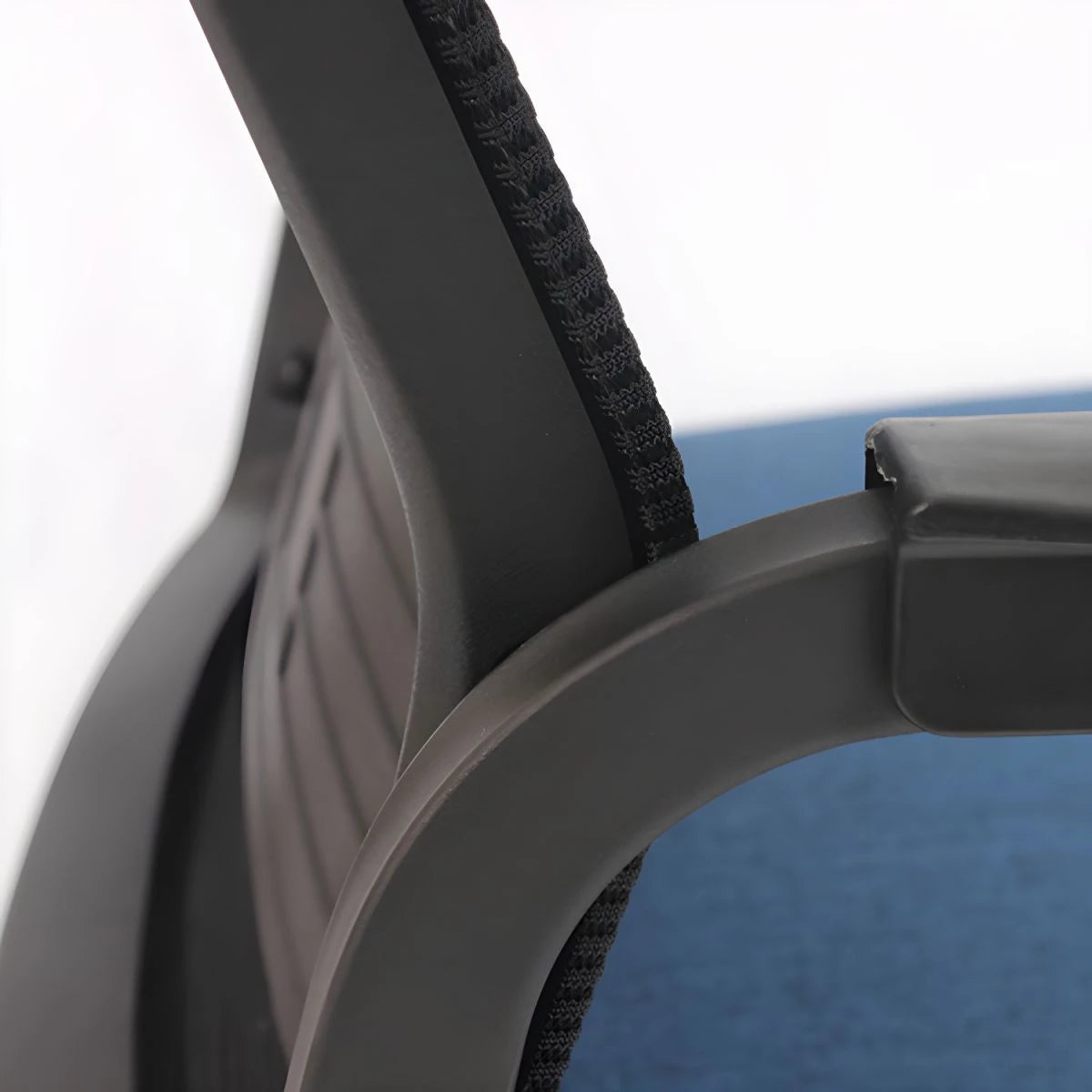 COMFORT BREEZ MESH BACK CHAIR WITH LUMBAR SUPPORT