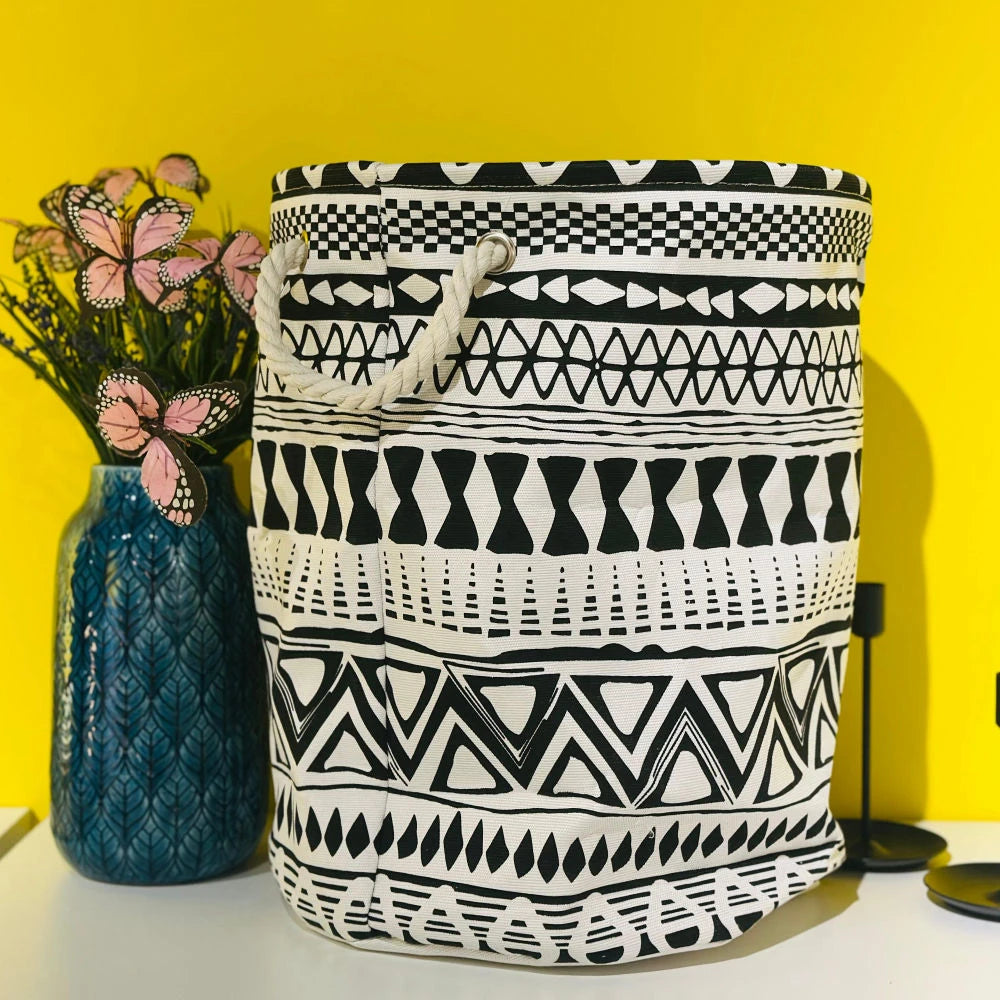 AZURAPATTERN STORAGE BASKET WITH HANDLES / LAUNDRY BIN