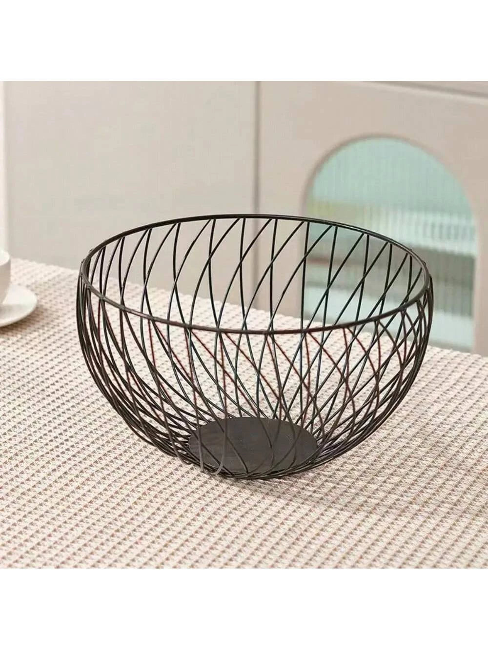 BLACK ELEGANT IRON STORAGE BASKET