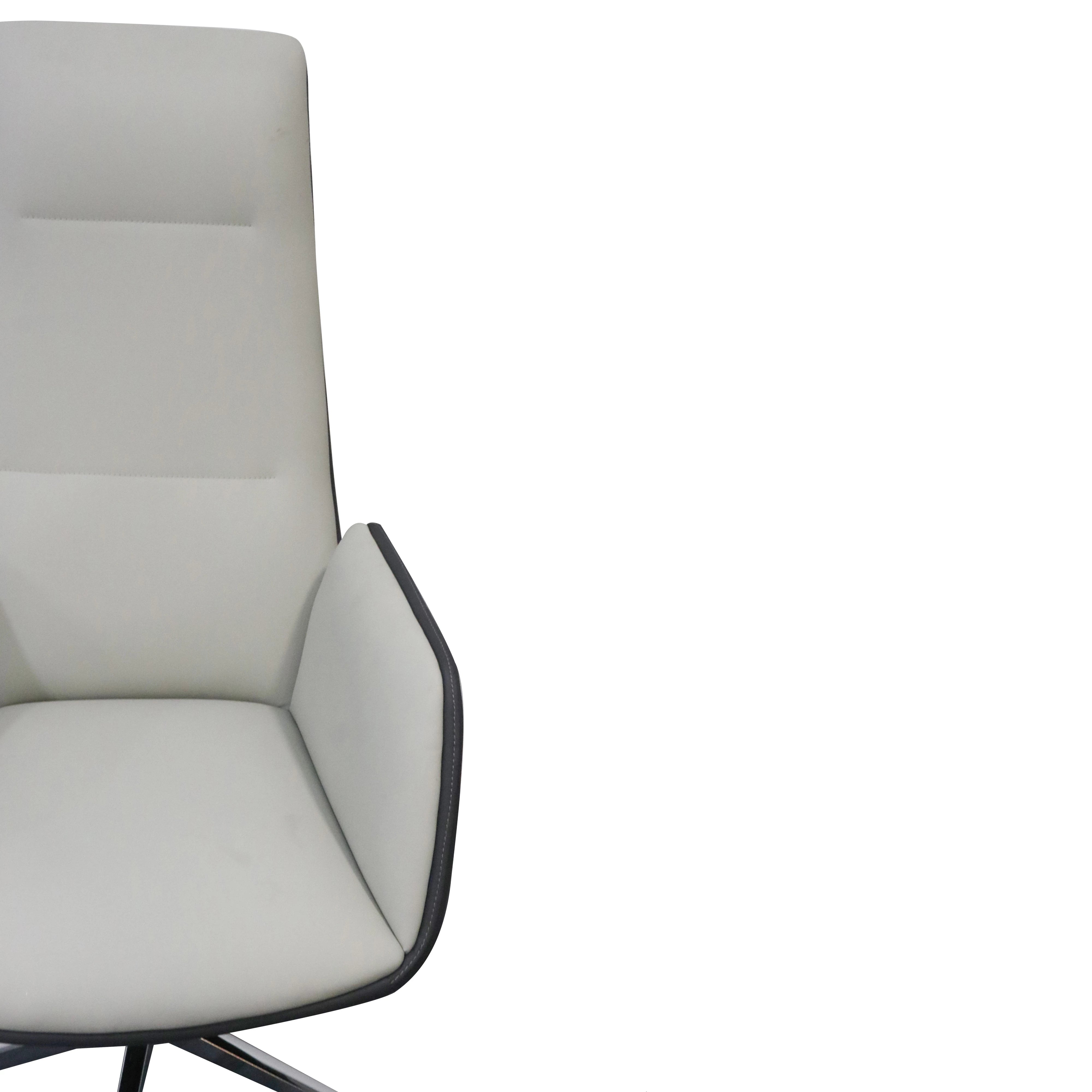 EXECUTIVE HIGH-BACK CONFERENCE OFFICE CHAIR