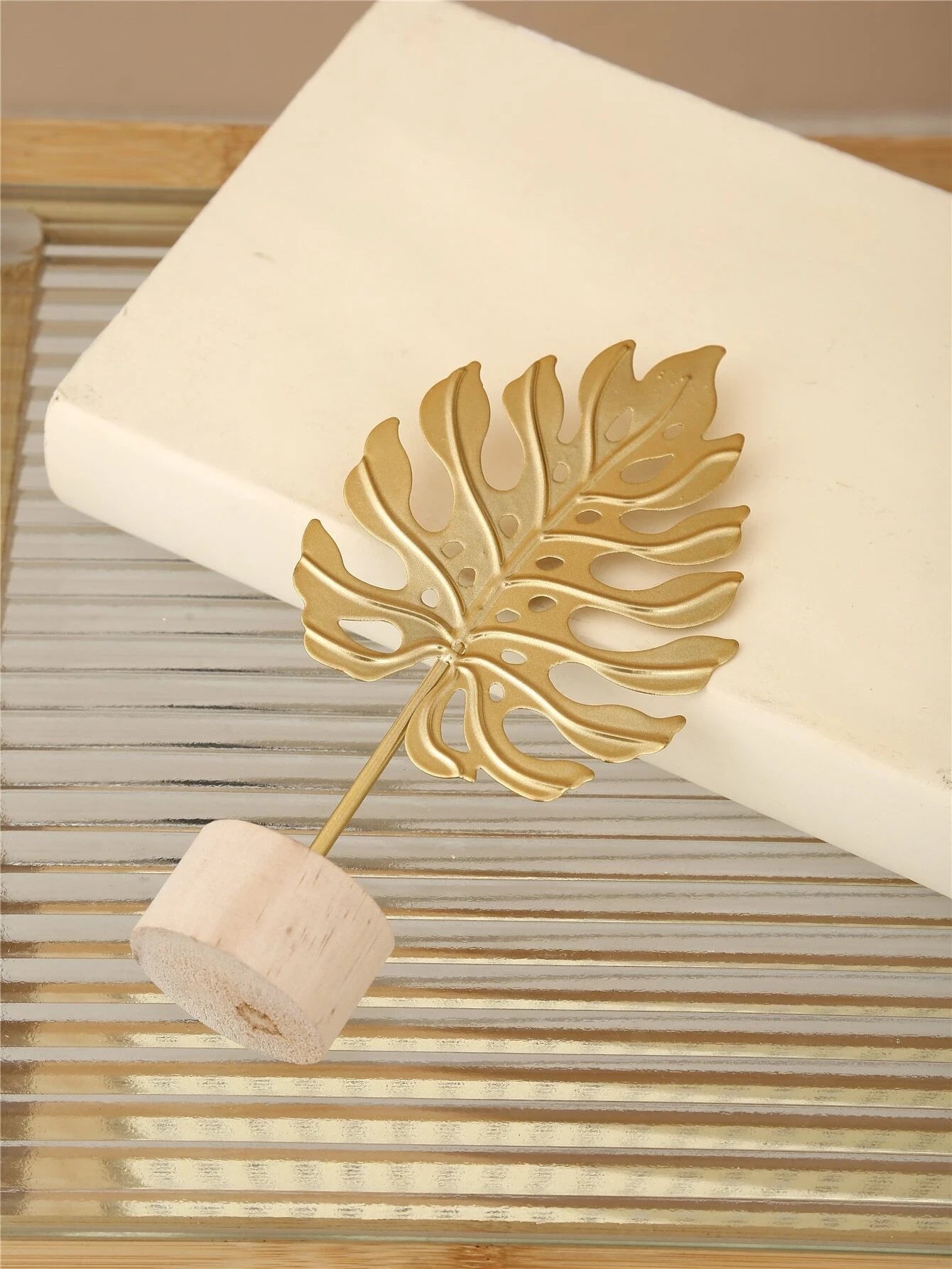 GOLD GINKGO LEAVES HOME DECOR