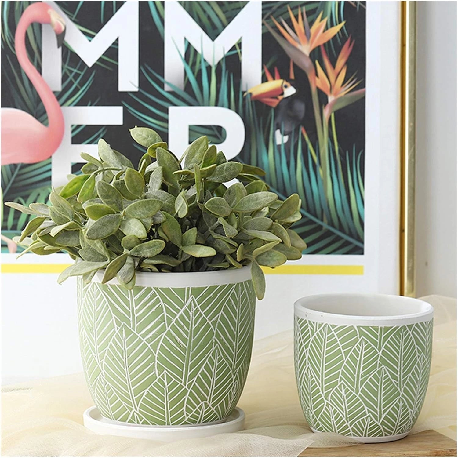 FLORAL FANTASY CEMENT POT - GREEN