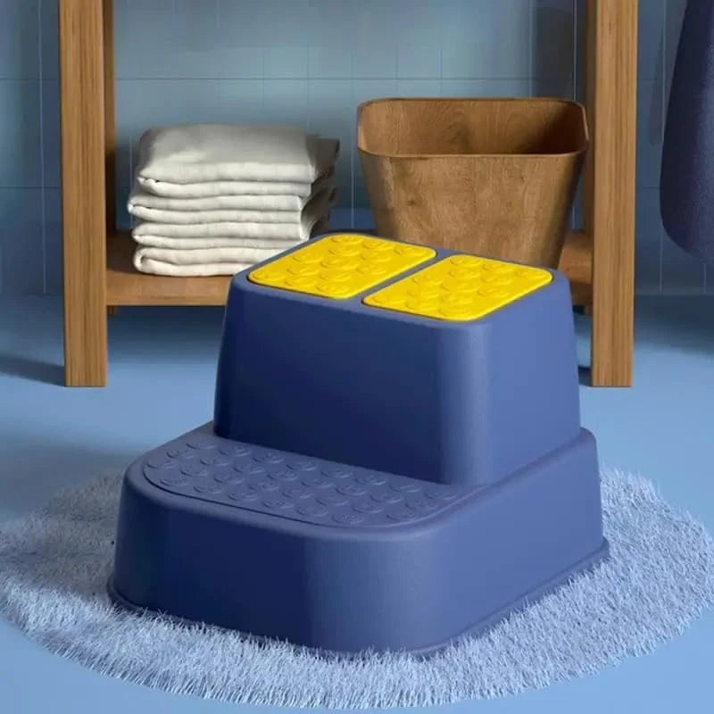 KIDS TWO-STEP SAFETY STOOL