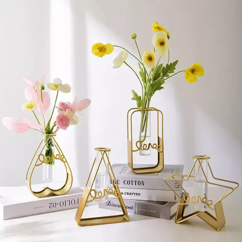 GOLD ASPIRE ART METAL STAR CENTERPIECE VASE