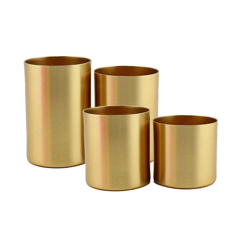 LUXURIOUS GOLD CANDLE HOLDERS