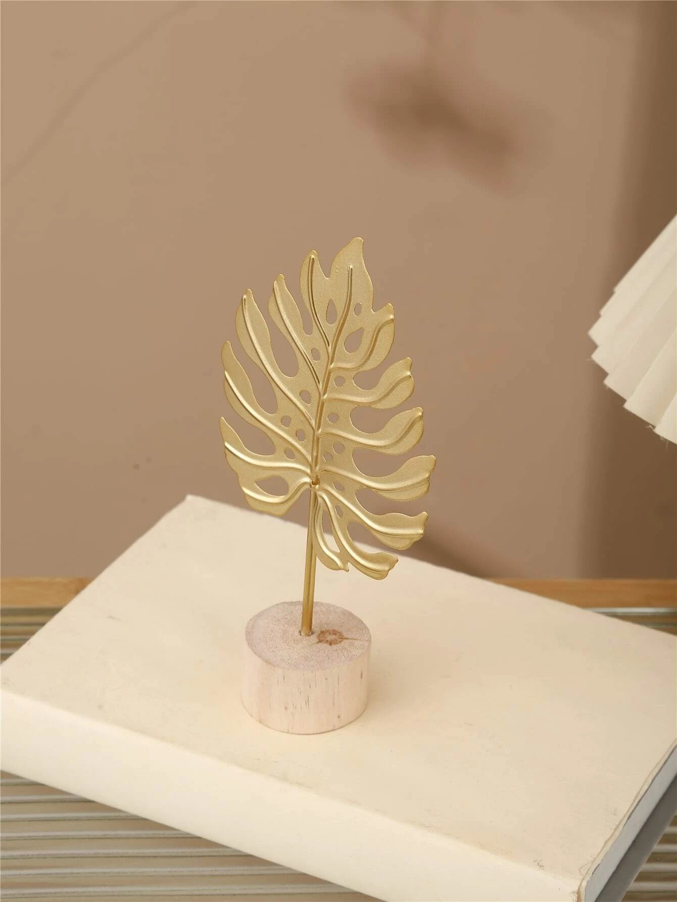 GOLD GINKGO LEAVES HOME DECOR