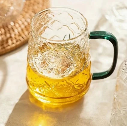 TEXTURED CRYSTAL GLASS MUG WITH DARK GREEN GRIP HANDLE