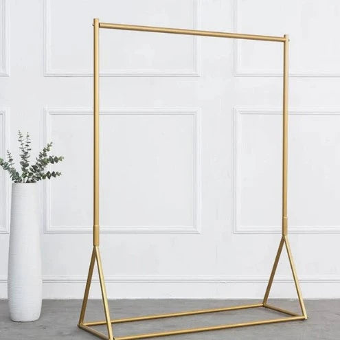 MODERN GOLD FRAME CLOTHING STAND / ELEGANT GOLDEN GARMENT DISPLAY RACK