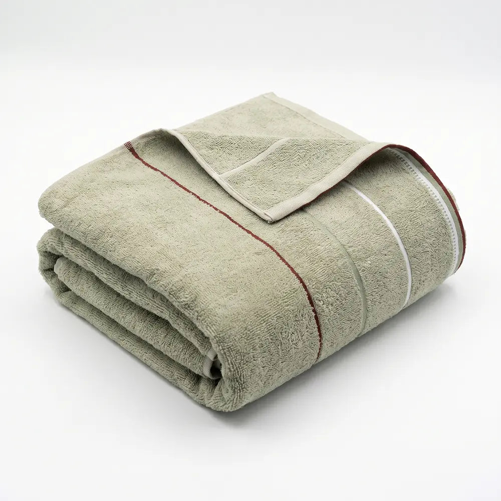 Soft Bath Towel with Classic Woven Border