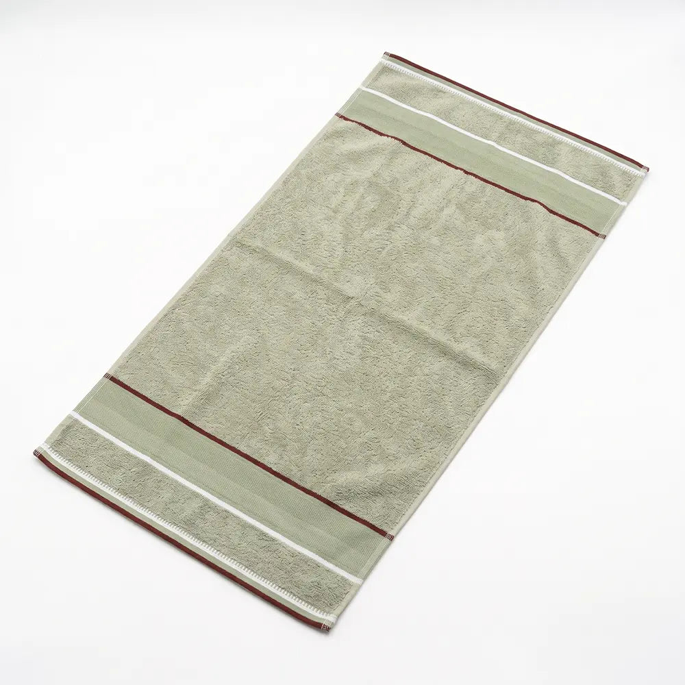 Soft Bath Towel with Classic Woven Border